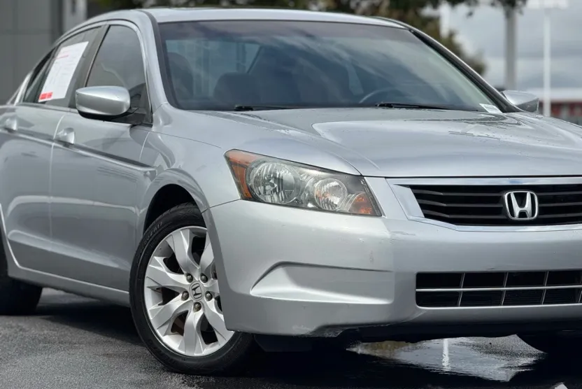 2010 Honda Accord EX-L photo 1
