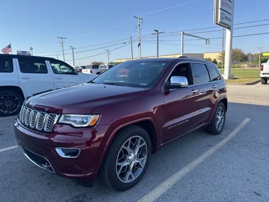 2020 Jeep Grand Cherokee Overland photo 1
