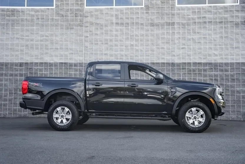 2025 Ford Ranger XL photo 1