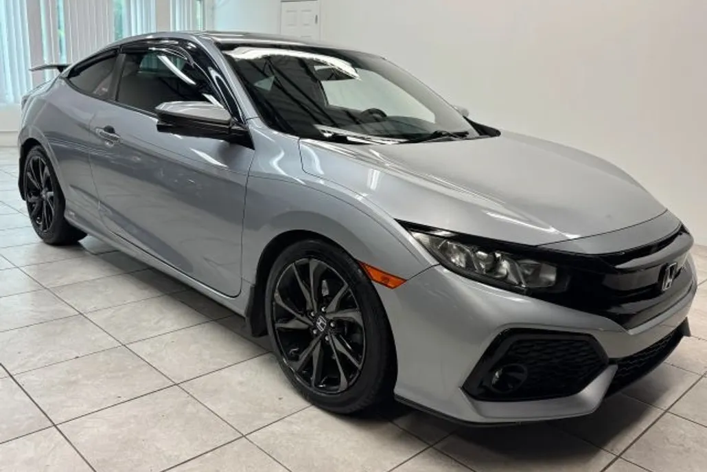 2018 Honda Civic Si photo 1