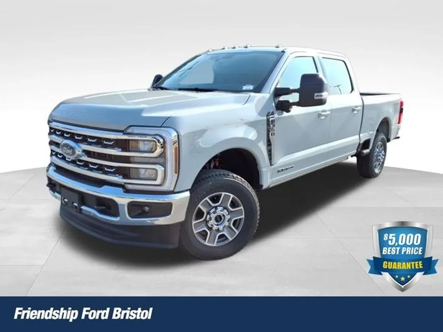 2025 Ford F-350 Lariat photo 1