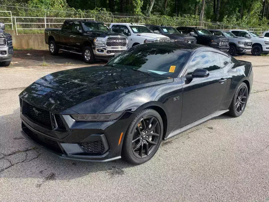2024 Ford Mustang GT Premium photo 1