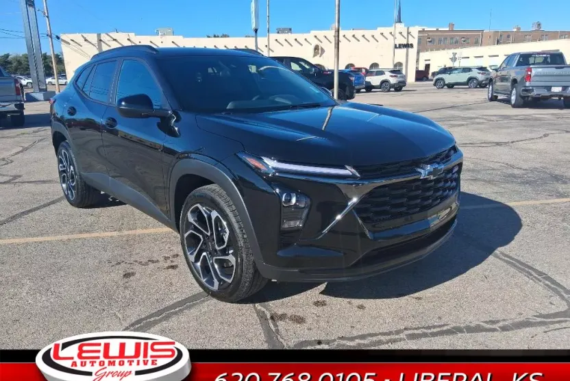 2025 Chevrolet Trax photo 1