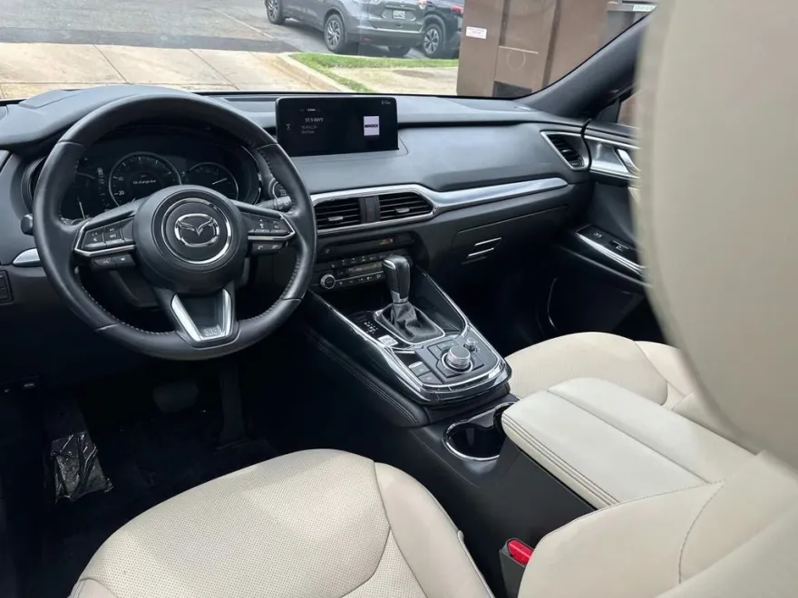 2022 Mazda CX-9 Grand Touring photo 1
