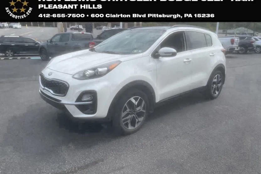 2022 Kia Sportage EX photo 1