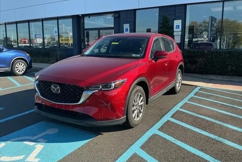 2022 Mazda CX-5 2.5 S Preferred photo 1