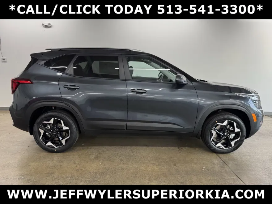 2025 Kia Seltos S photo 1