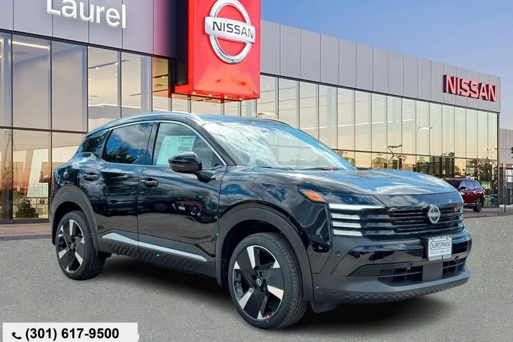 2025 Nissan Kicks SR photo 1
