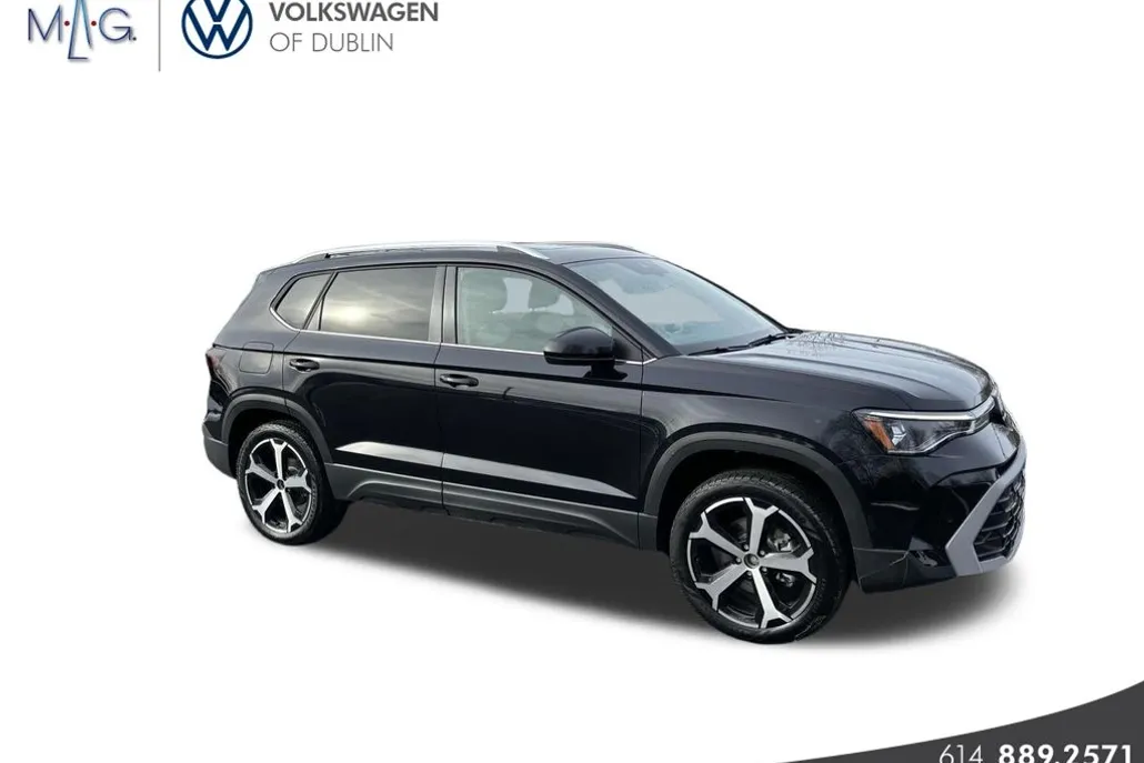 2025 Volkswagen Taos SEL photo 1