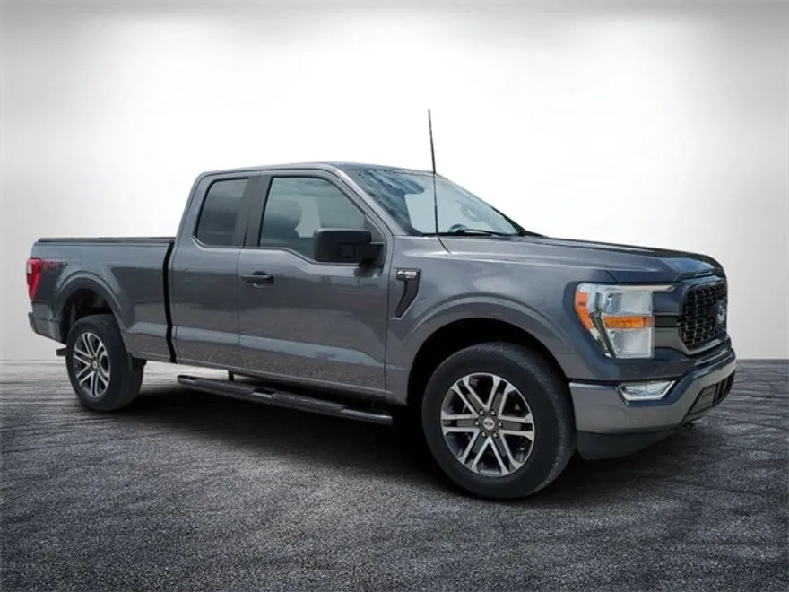 2021 Ford F-150 XL photo 1