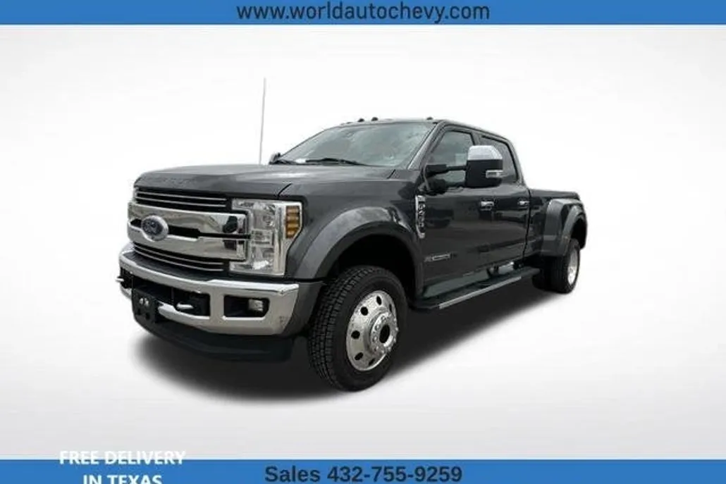 2018 Ford F-450 Lariat photo 1