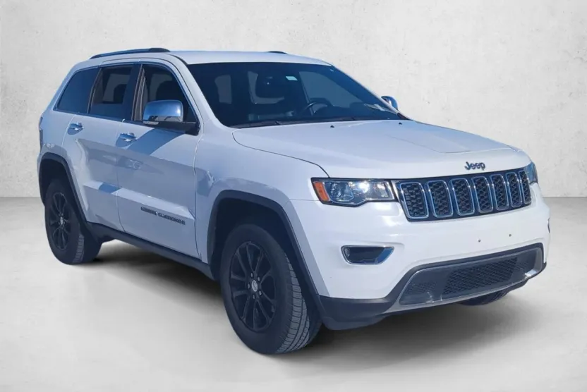 2017 Jeep Grand Cherokee Limited photo 1