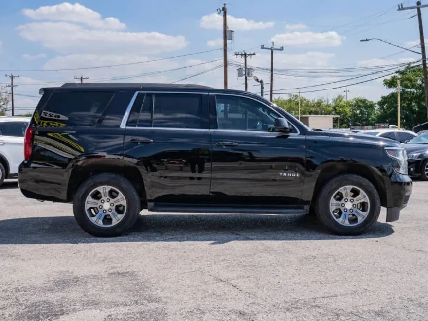 2018 Chevrolet Tahoe LS photo 1
