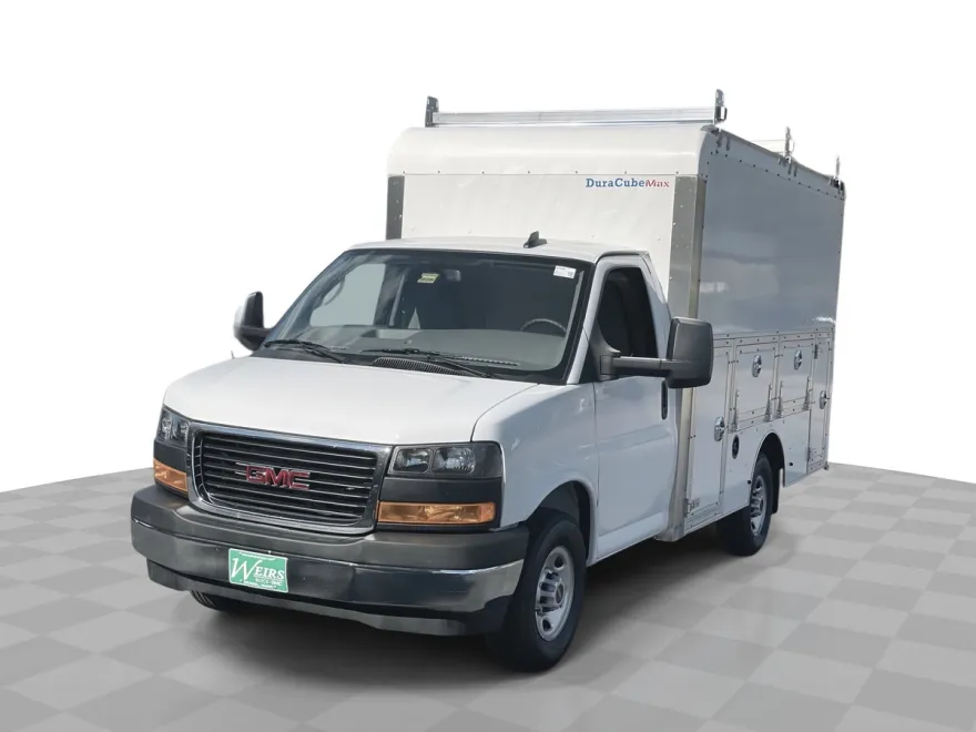 2025 Gmc Savana Cutaway 3500 photo 1