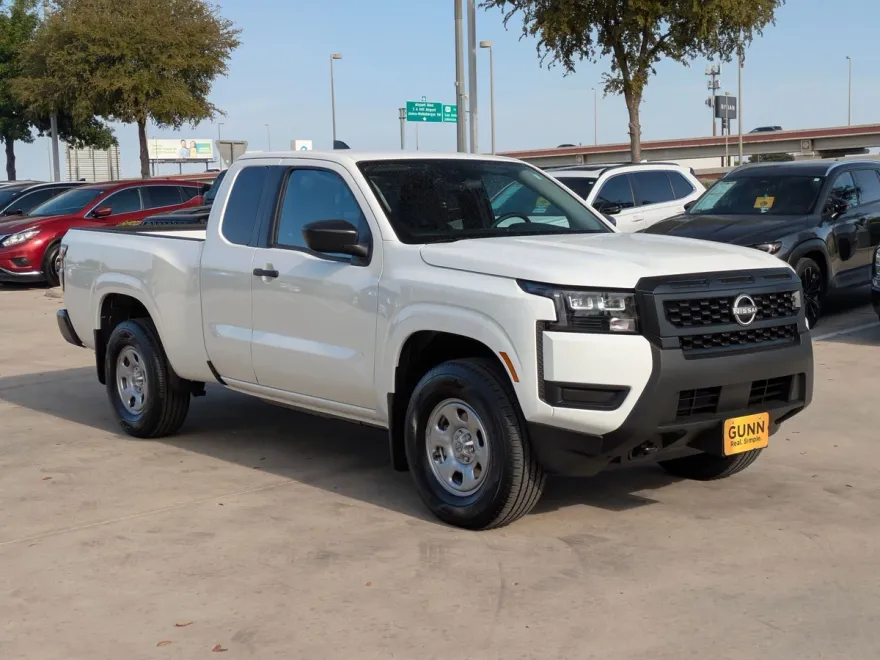 2026 Nissan Frontier King Cab S photo 1