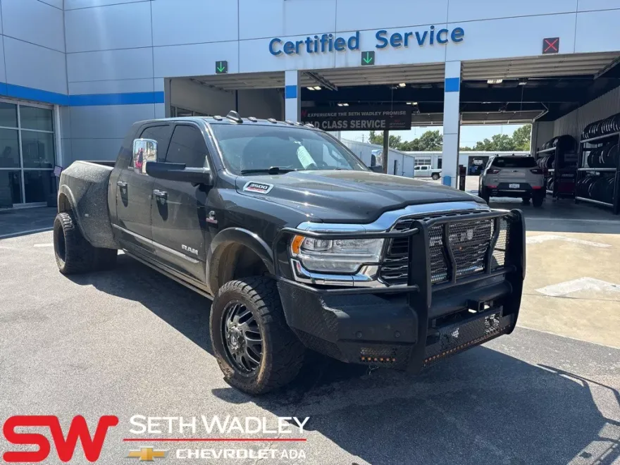 2019 Ram 3500 Limited photo 1