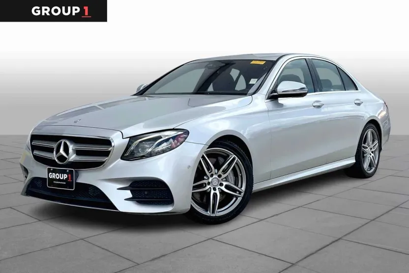 2017 Mercedes Benz E 300 Sport photo 1