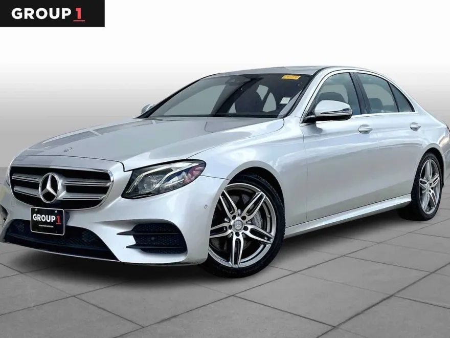 2017 Mercedes Benz E 300 Sport photo 1