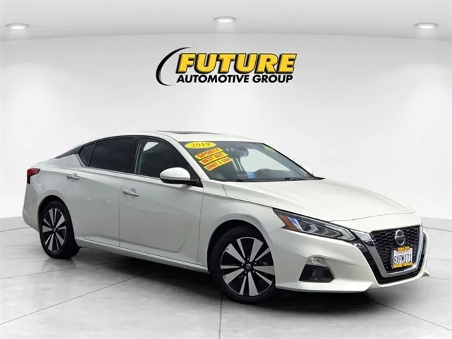 2019 Nissan Altima 2.5 SL photo 1