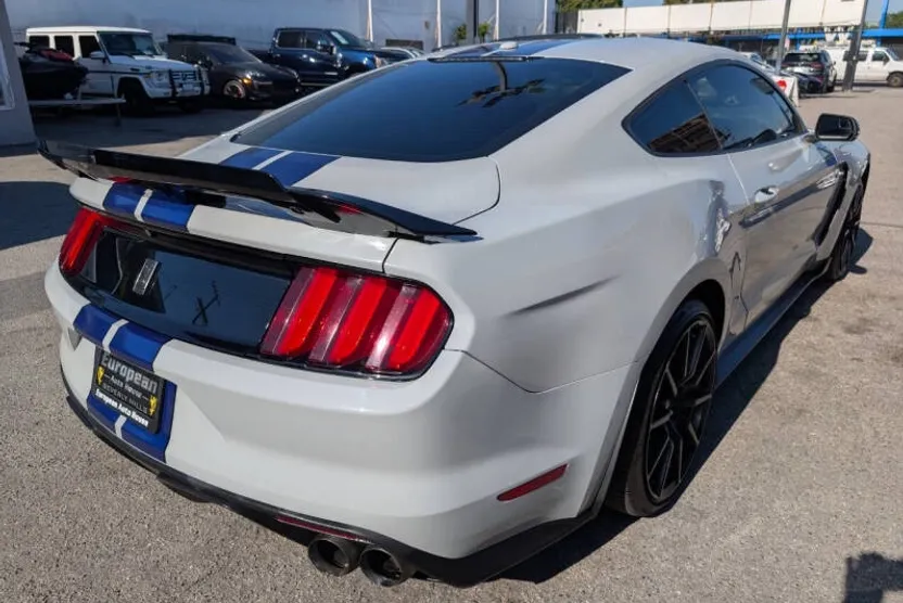 2016 Ford Mustang Shelby GT350R photo 1