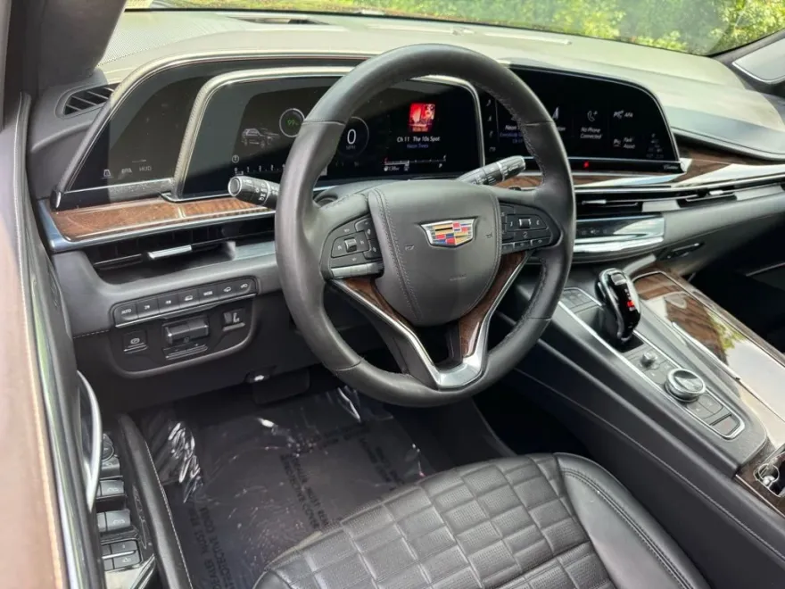 2021 Cadillac Escalade Premium Luxury Platinum photo 1