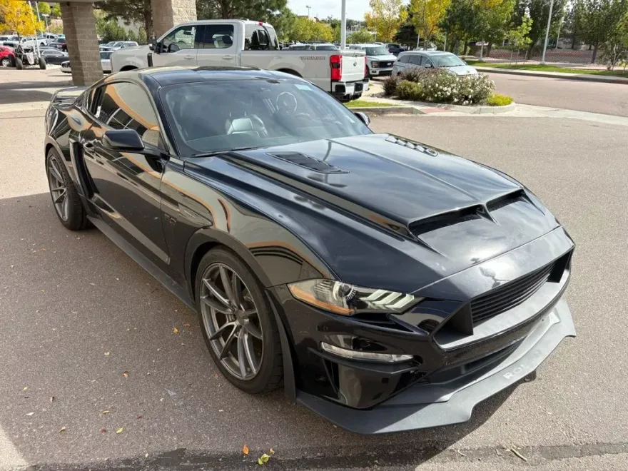 2019 Ford Mustang GT Premium photo 1