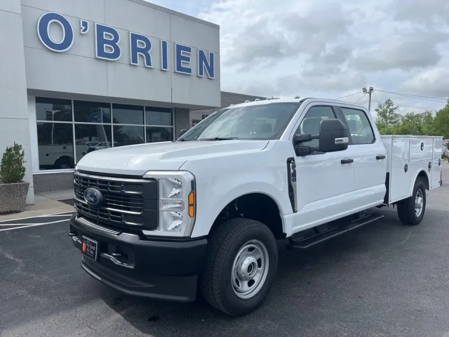 2025 Ford F-350 photo 1