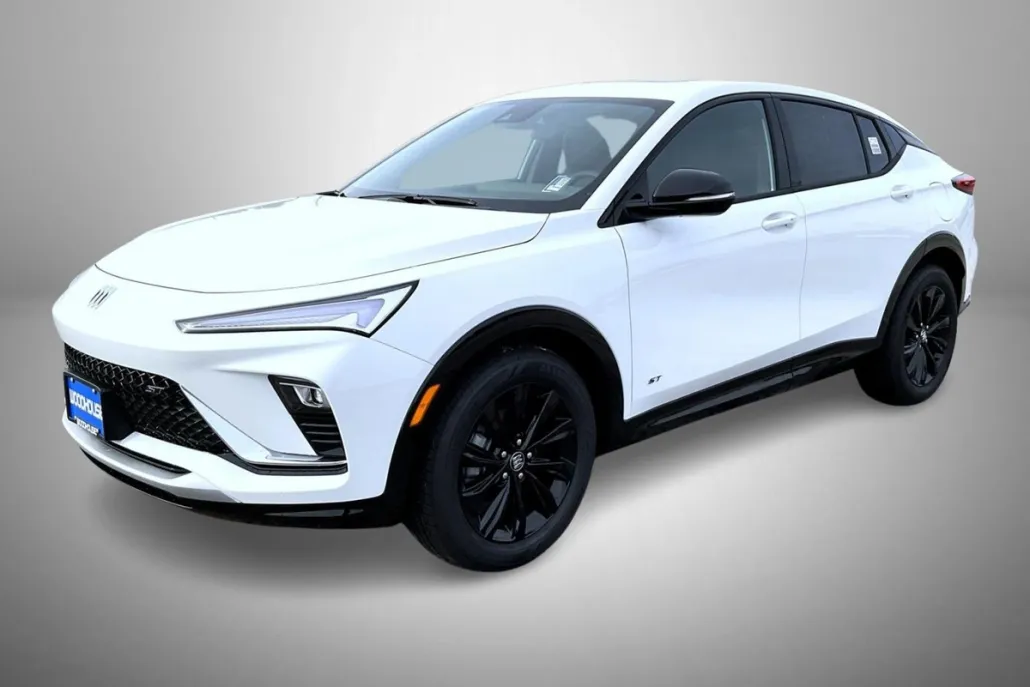 2025 Buick Envista ST photo 1
