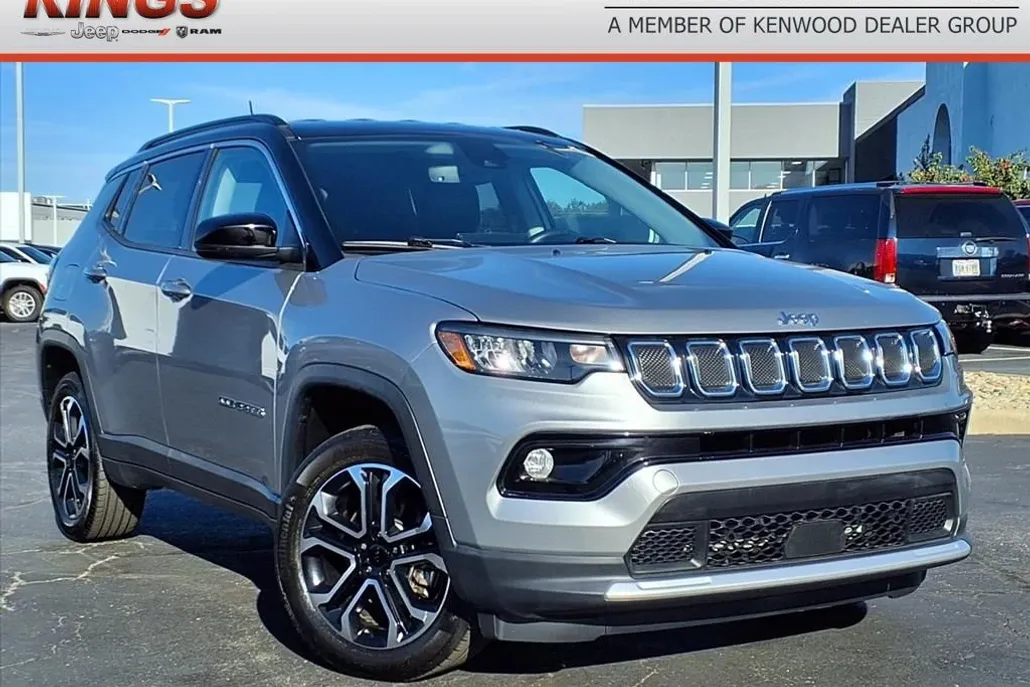 2022 Jeep Compass Limited photo 1