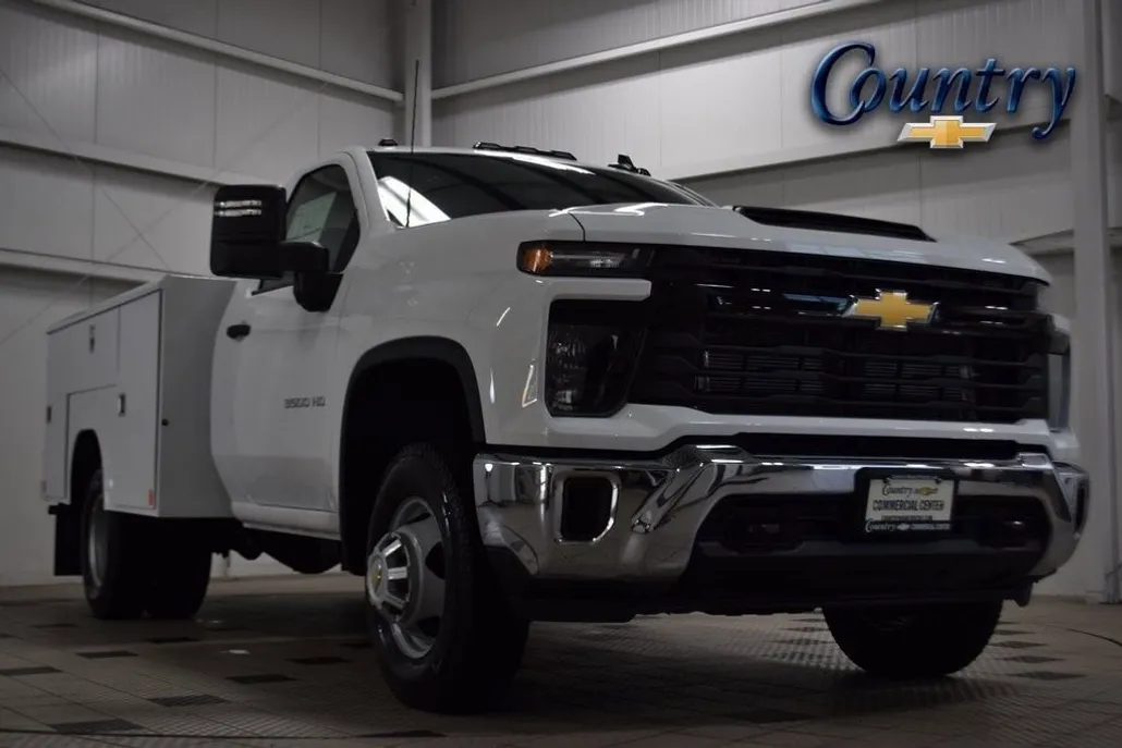2025 Chevrolet Silverado 3500HD Work Truck photo 1