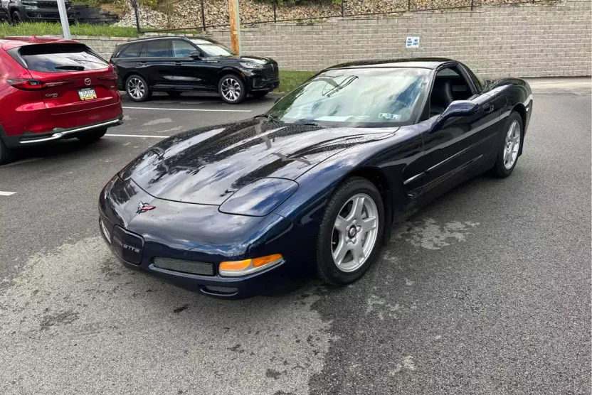 1999 Chevrolet Corvette photo 1