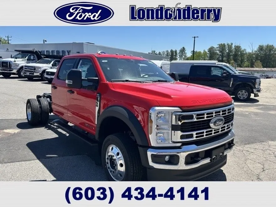 2025 Ford F-550 XLT photo 1