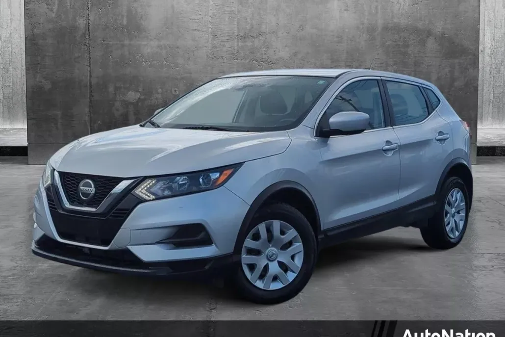 2020 Nissan Rogue Sport S photo 1