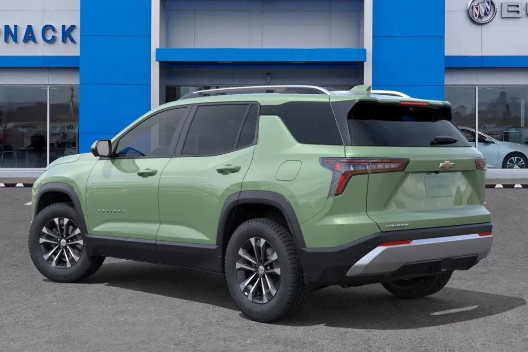 2026 Chevrolet Equinox LT photo 1