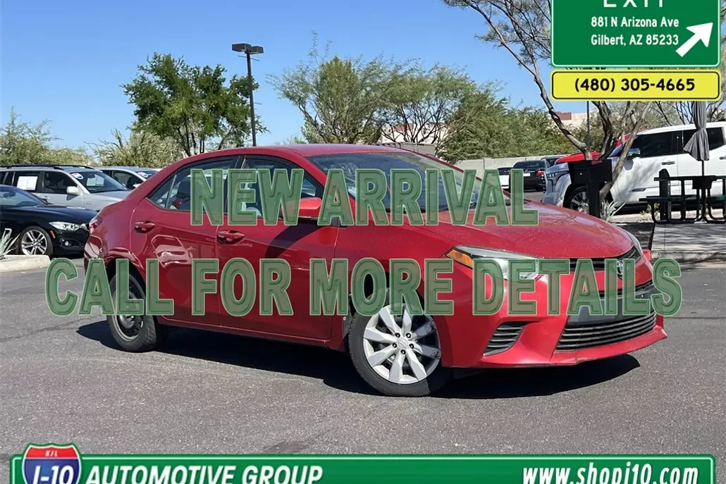 2014 Toyota Corolla LE photo 1
