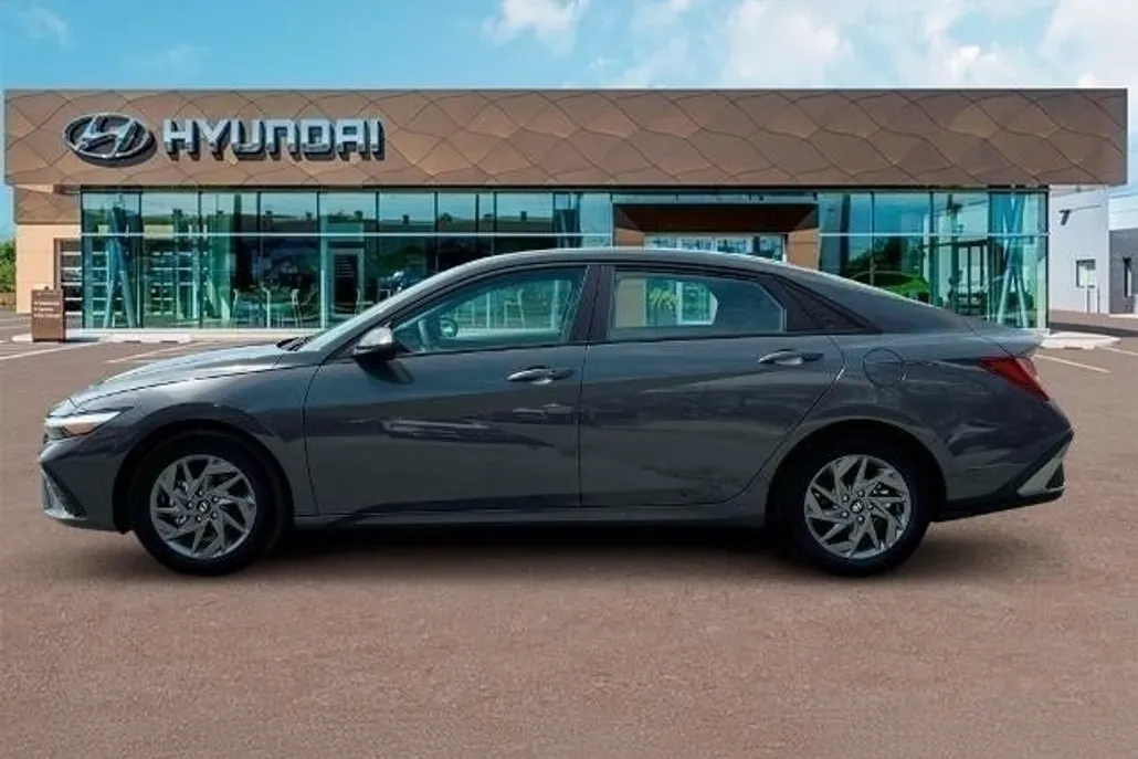 2025 Hyundai Elantra Hybrid Blue photo 1