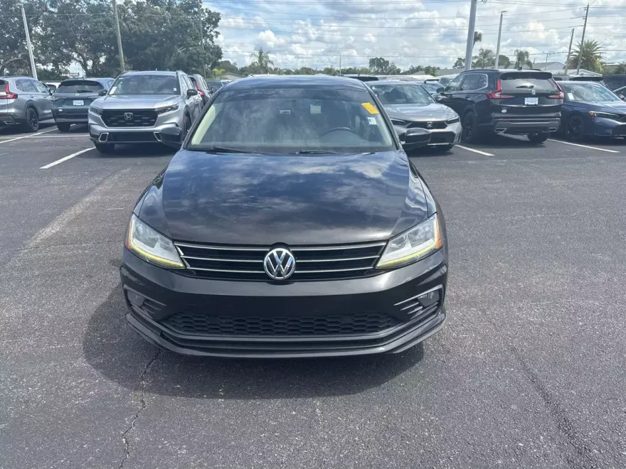 2018 Volkswagen Jetta Wolfsburg Edition photo 1