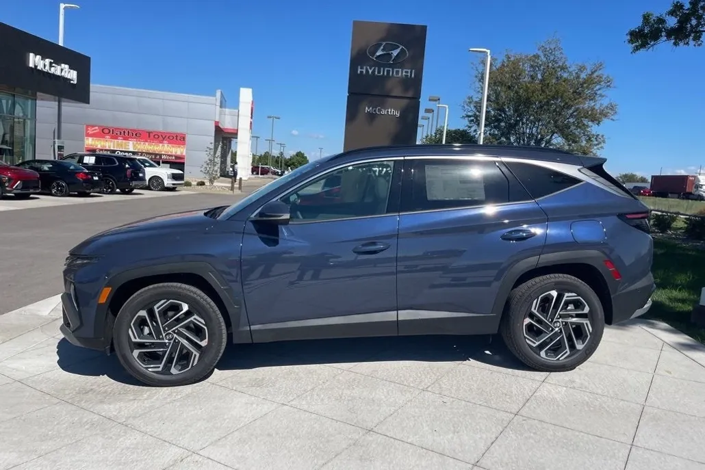 2026 Hyundai Tucson Limited photo 1