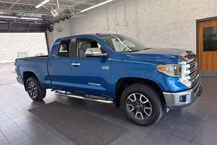 2018 Toyota Tundra Limited photo 1