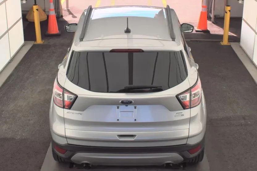 2018 Ford Escape SEL Sport photo 1