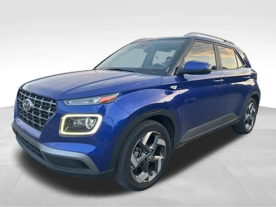 2020 Hyundai Venue SEL photo 1