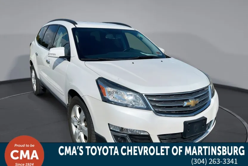 2017 Chevrolet Traverse 1LT photo 1