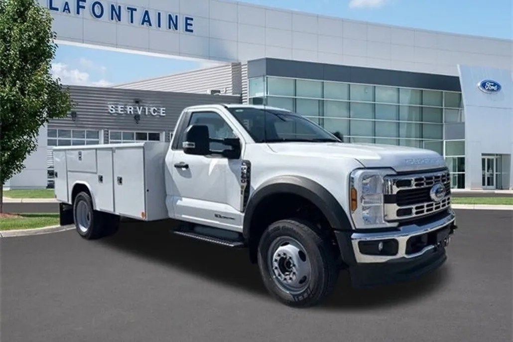 2024 Ford F-550 XL photo 1
