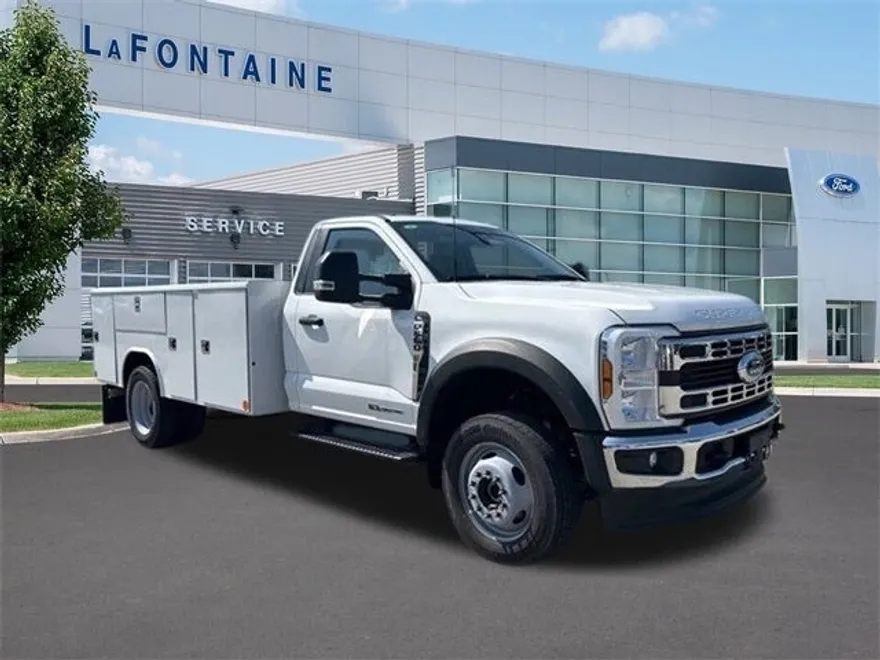 2024 Ford F-550 XL photo 1