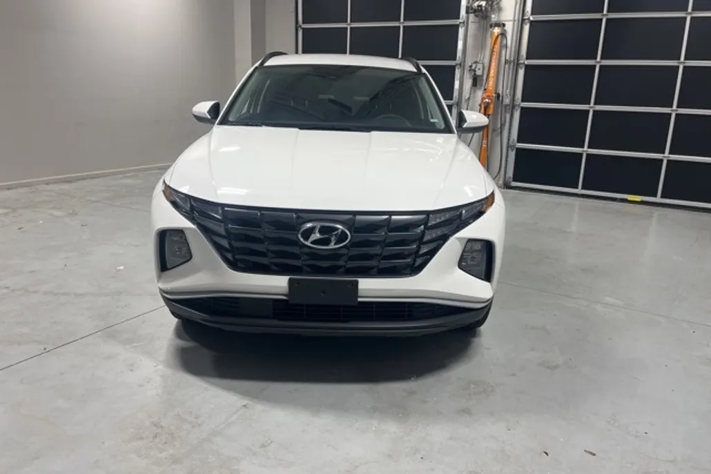2024 Hyundai Tucson SEL photo 1