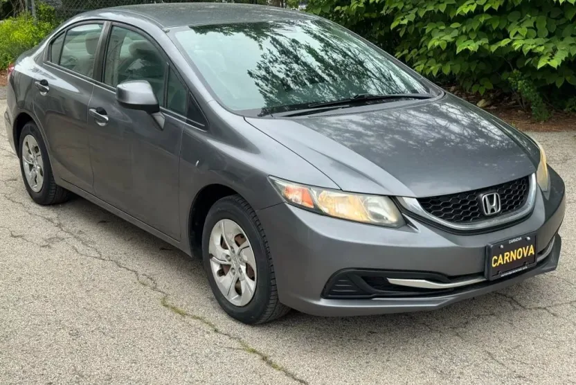 2013 Honda Civic LX photo 1