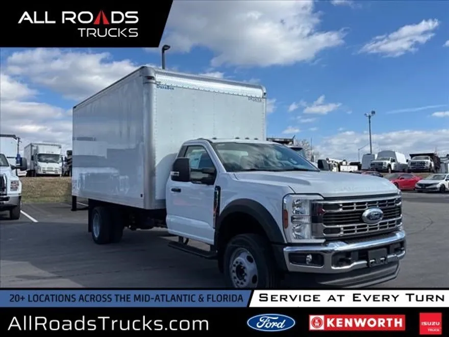 2024 Ford F-550 photo 1