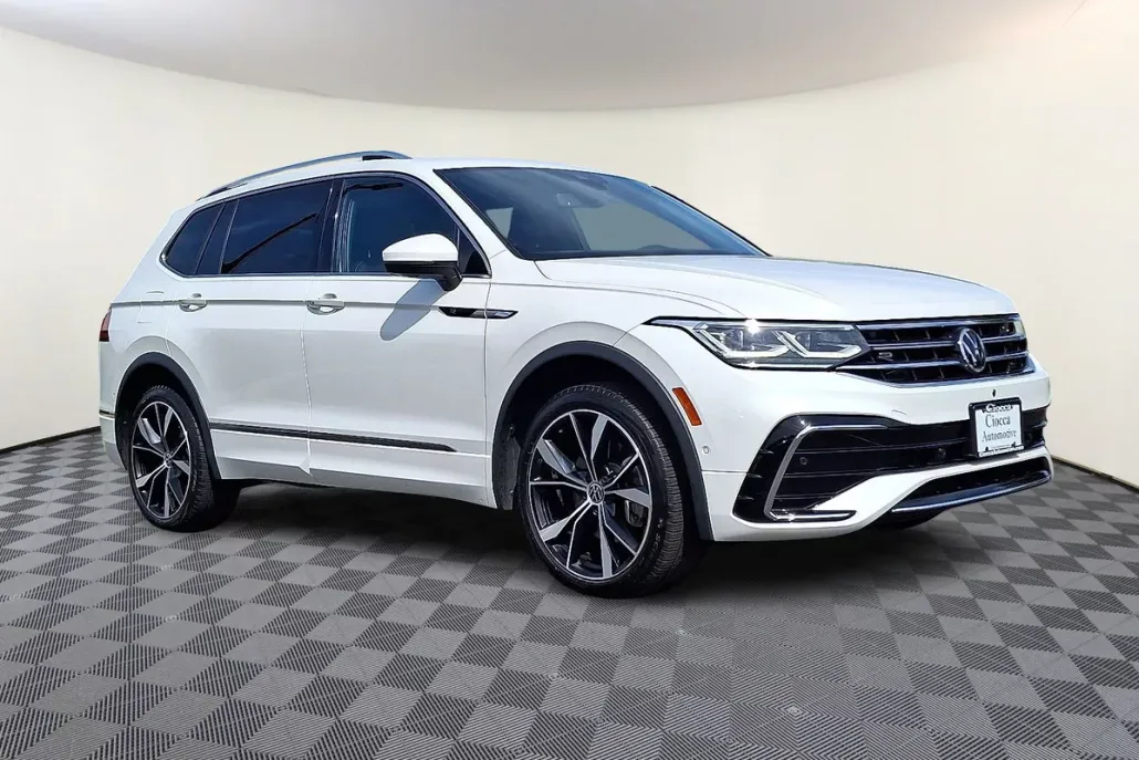 2022 Volkswagen Tiguan SEL Premium R-Line photo 1