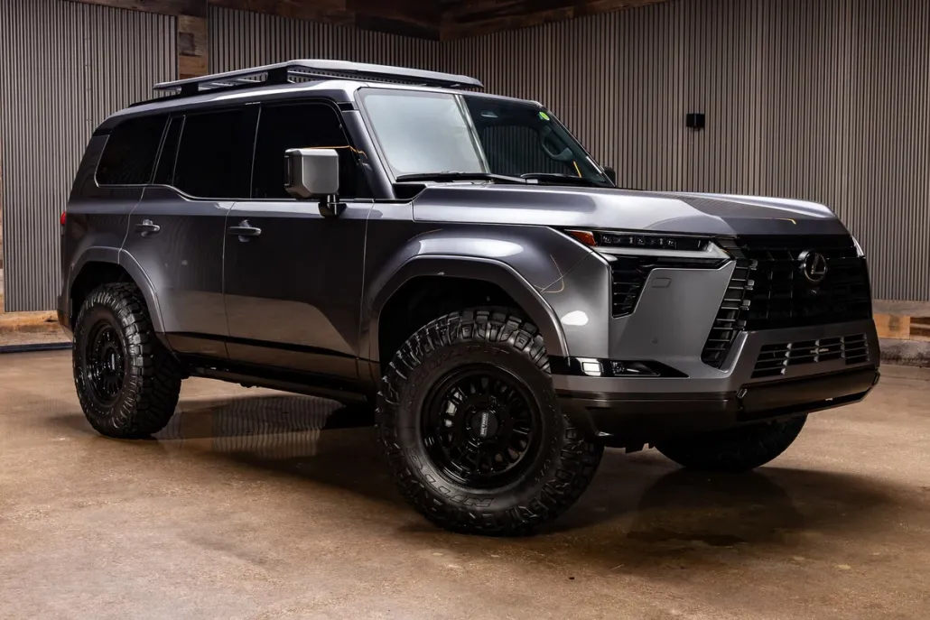 2024 Lexus GX 550 Luxury photo 1