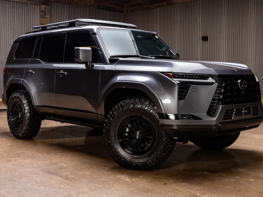 2024 Lexus GX 550 Luxury photo 1